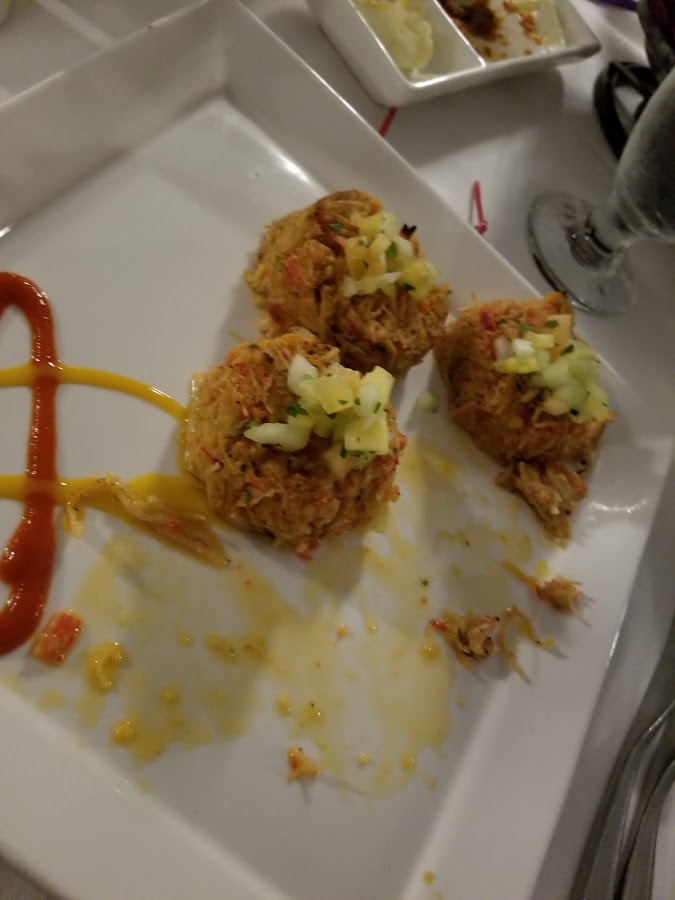 CRAB CAKES.jpg