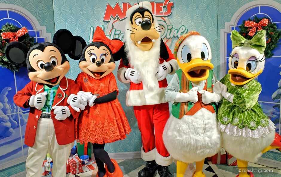 MINNIE HOLIDAY.jpg