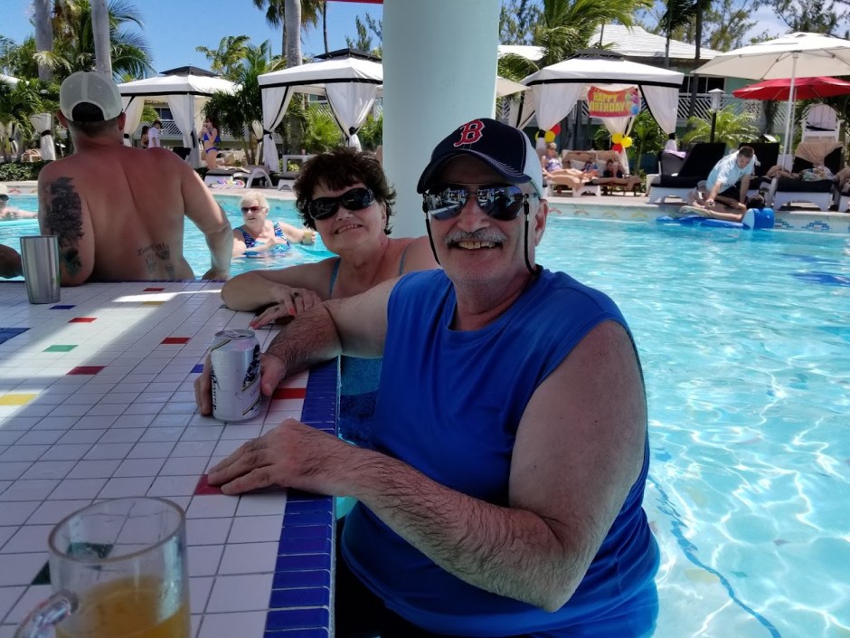 NONNIE AND PAPA POOL BAR1.jpg