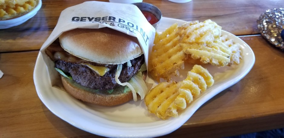 BISON BURGER.jpg