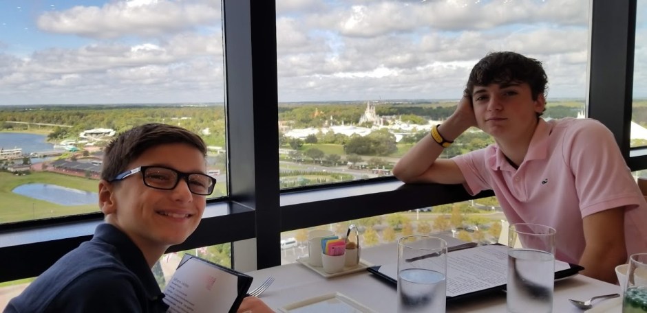 BOYS BRUNCH VIEW DAY 10 2018