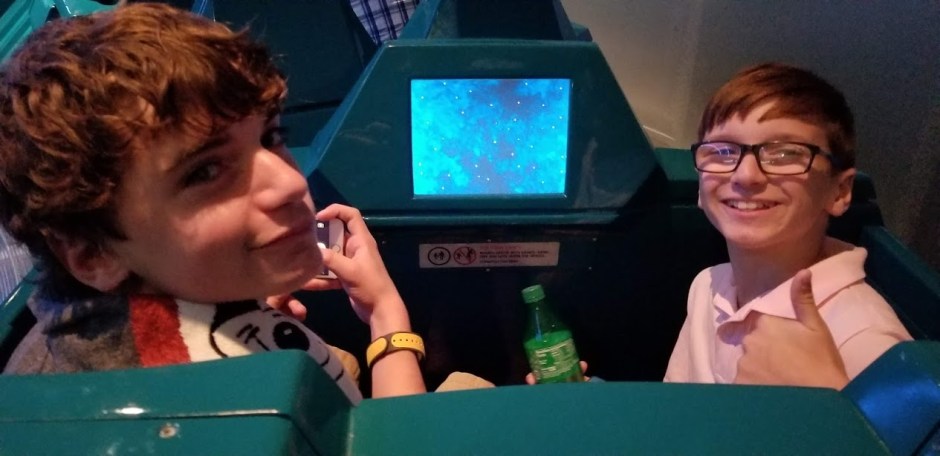 BOYS SPACESHIP EARTH