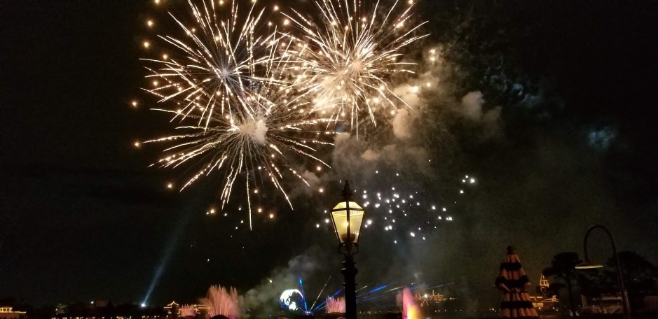 ILLUMINATIONS 4