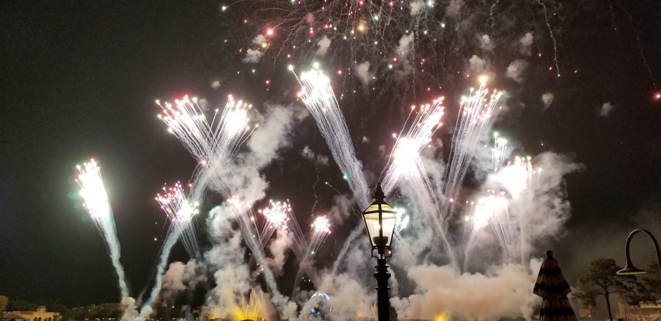 ILLUMINATIONS 7
