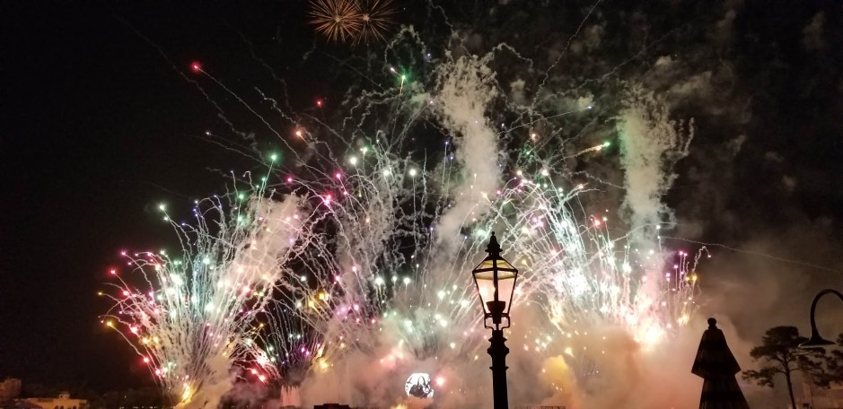 ILLUMINATIONS 8