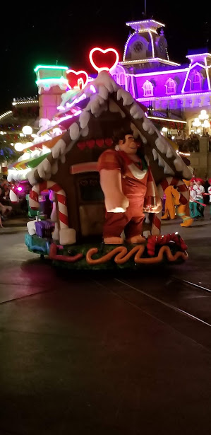 PARADE 7 DAY 10 2018.jpg