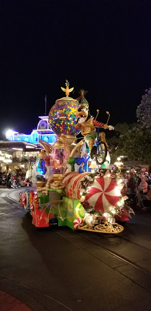 PARADE 9 DAY 10 2018
