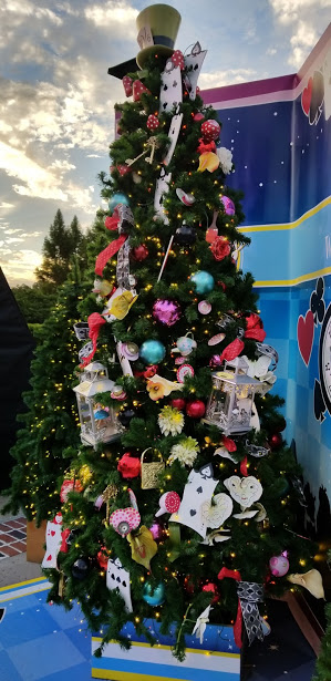 ALICE IN WONDERLAND TREE.jpg