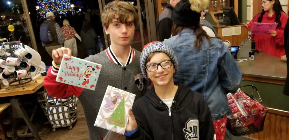 CHRISTMAS CARDS DAY 14 2018.jpg