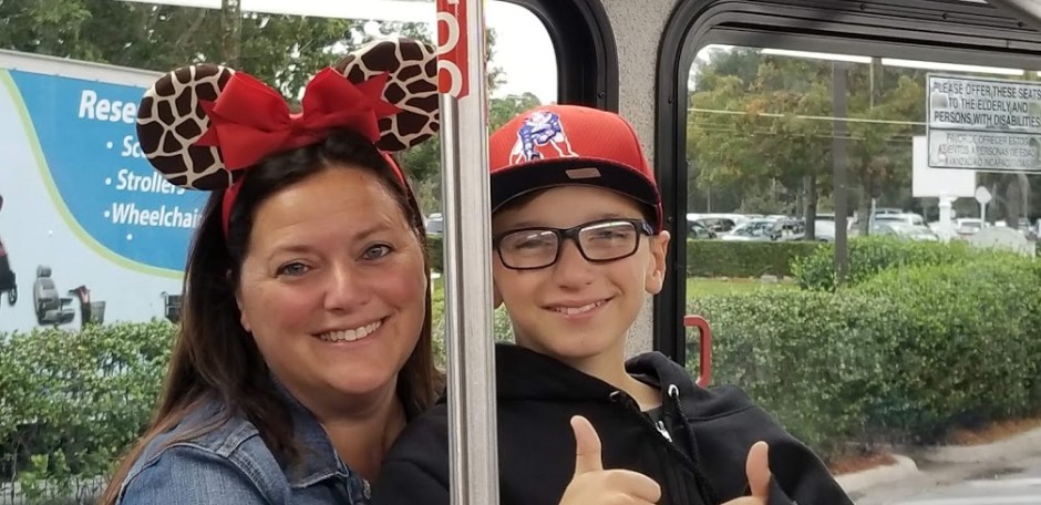 nickie and owen bus day 12 2018