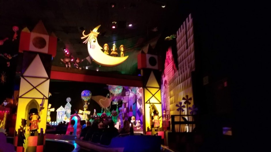 SMALL WORLD 6 SOLO TRIP 3-19