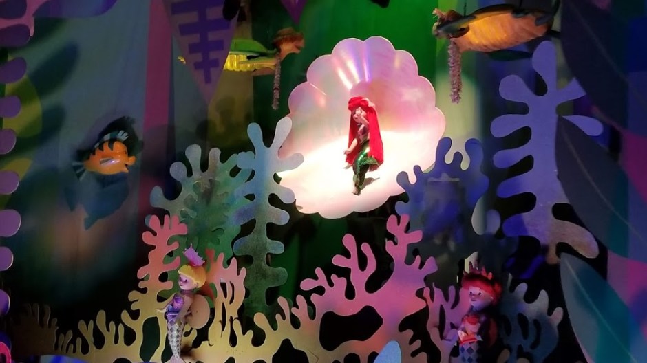 SMALL WORLD 8 SOLO TRIP 3-19