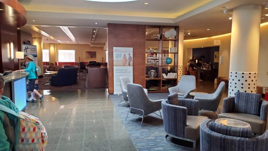 HOLIDAY INN 1 DAY 2 CA 2019.jpg