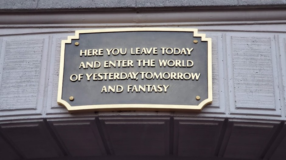 DISNEYLAND NIGHT 1 DAY 11 CA 2019.jpg