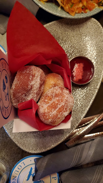 DONUTS DAY 12 CA 2019