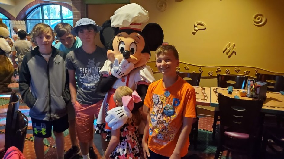 GOOFYS KITCHEN 12 DAY 13 CA 2019