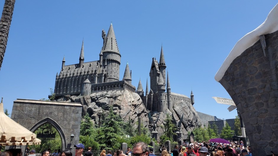 HOGWARTS 1 DAY 14 CA 2019.jpg