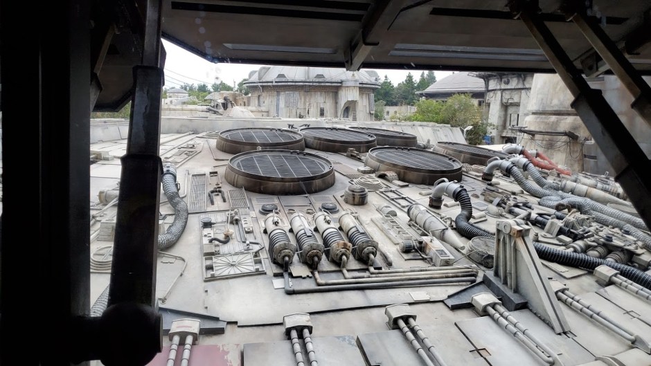 SMUGGLERS QUEUE 1 DAY 11 CA 2019.jpg