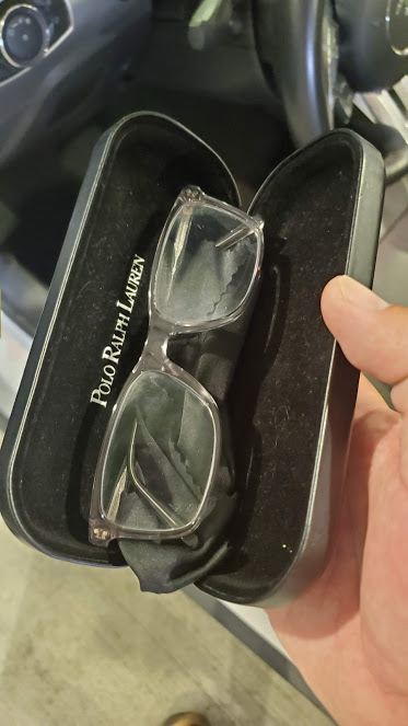 GLASSES DAY 17 CA TRIP 2019.jpg