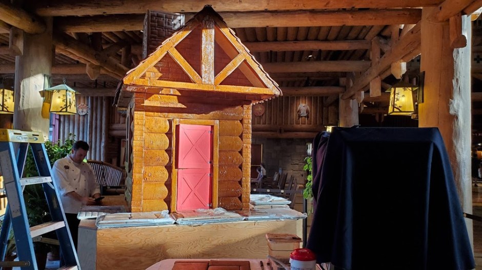 GINGERBREAD HOUSE 1 NOVEMBER 2019 FL TRIP 4TH POST.jpg