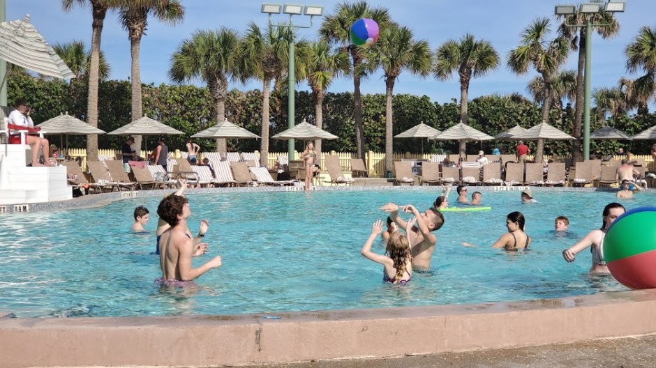 POOL 1 VERO BEACH DAY 6 FEB 2020